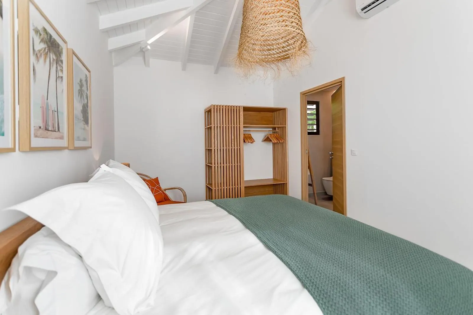 3-Bedrooms Villa 5Min From Orient Bay Cul de Sac
