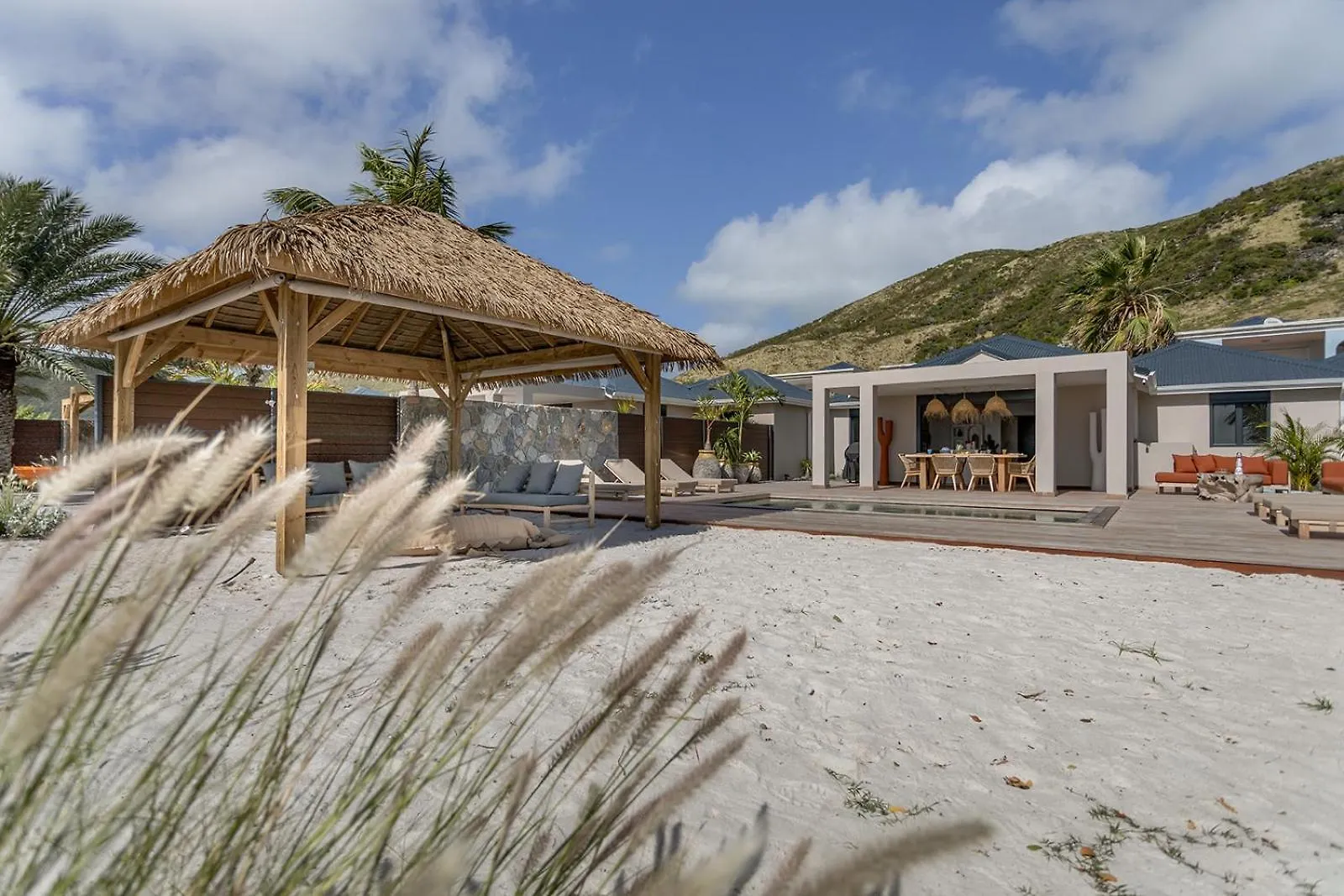 3-Bedrooms Villa 5Min From Orient Bay Cul de Sac