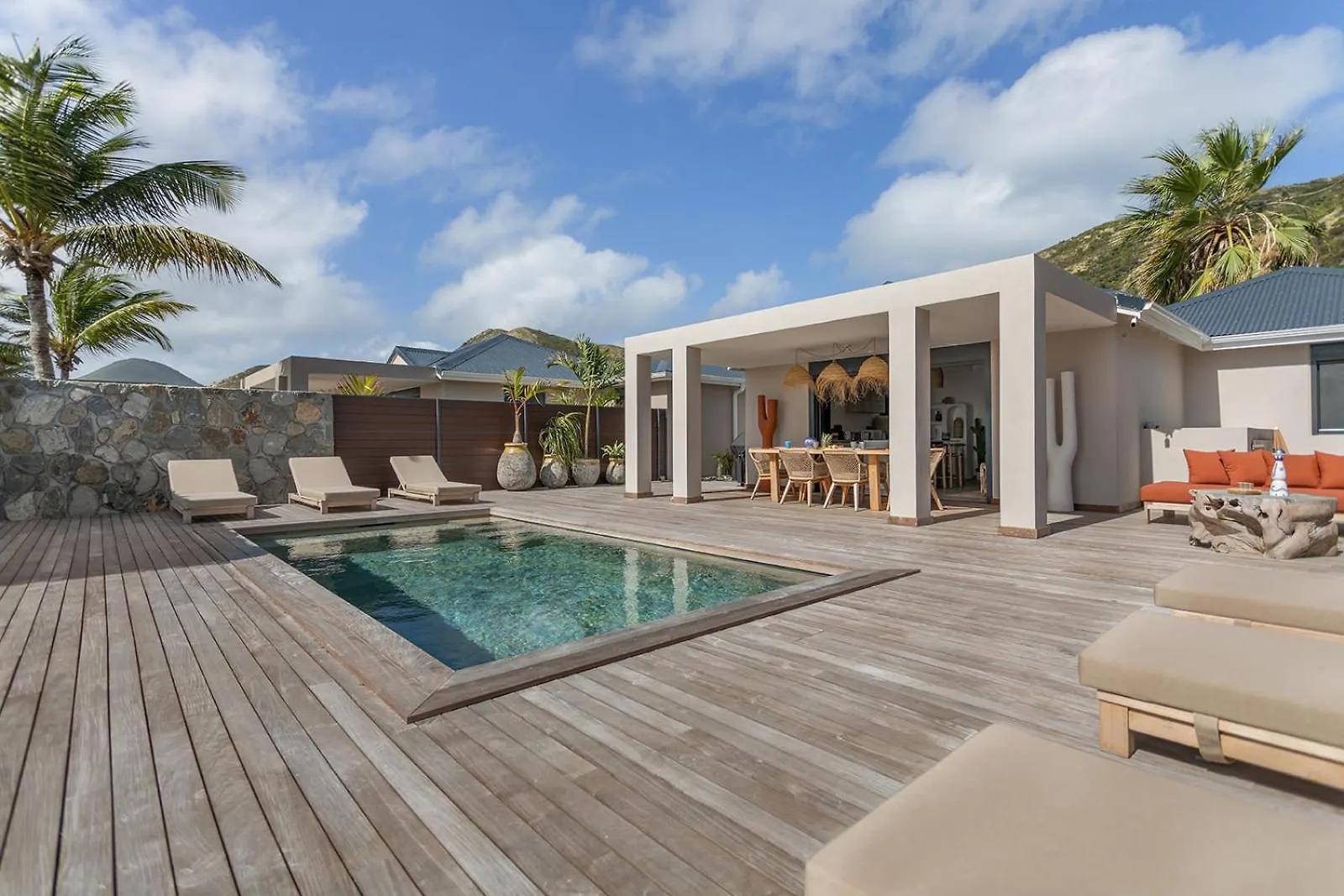 3-Bedrooms Villa 5Min From Orient Bay Cul de Sac